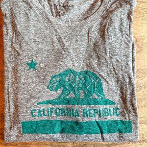 Lucky Brand T-Shirt - California Republic Bear - Size XL - Brand New with Tags
